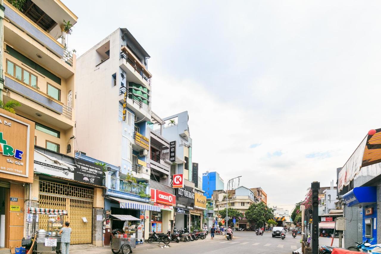 Spot On 676 Jimmy House Hostel Ho Chi Minh-stad Buitenkant foto
